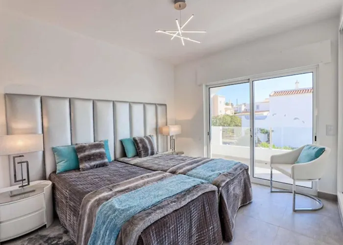 וילה Casa Tilias *